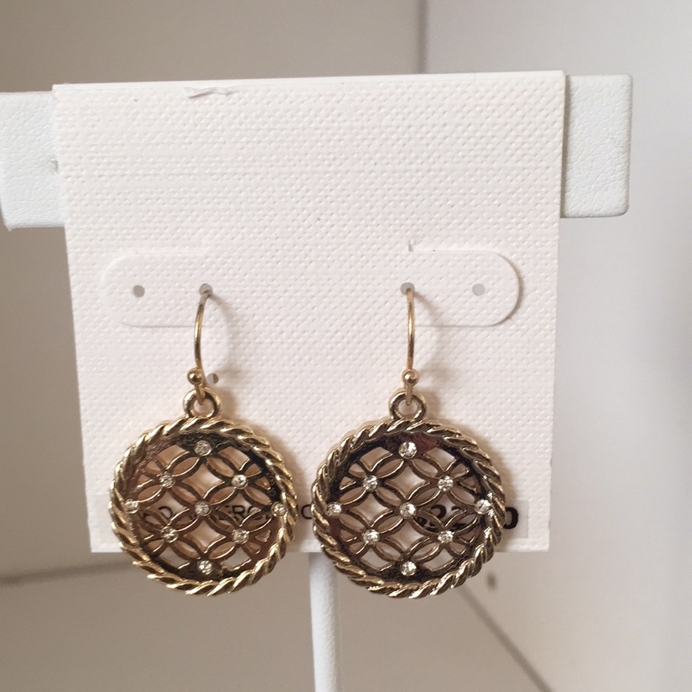 Gold wreath drop earrings